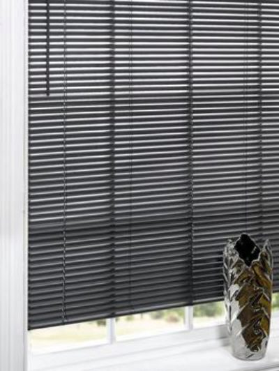 Hamilton Mcbride Pvc Woodgrain Venetian Blind